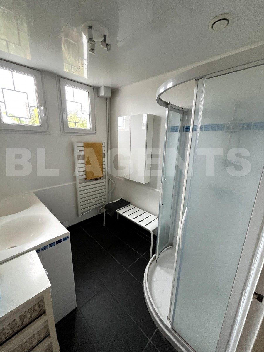 Maison 7 Pièce(s) SAINT-SEBASTIEN-SUR-LOIRE - Photo 7