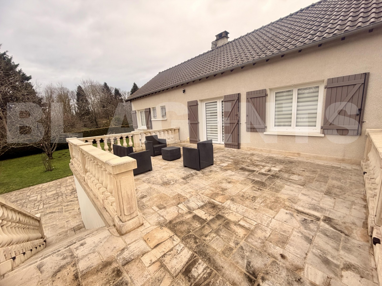 Maison traditionnelle 7 Pièce(s) FAREMOUTIERS - Photo 3