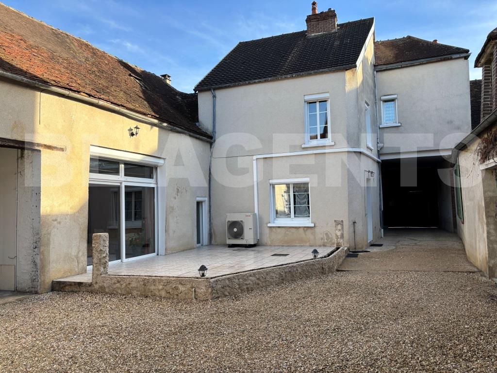 Maison de ville 6 Pièce(s) BRIENON-SUR-ARMANCON - Photo 1