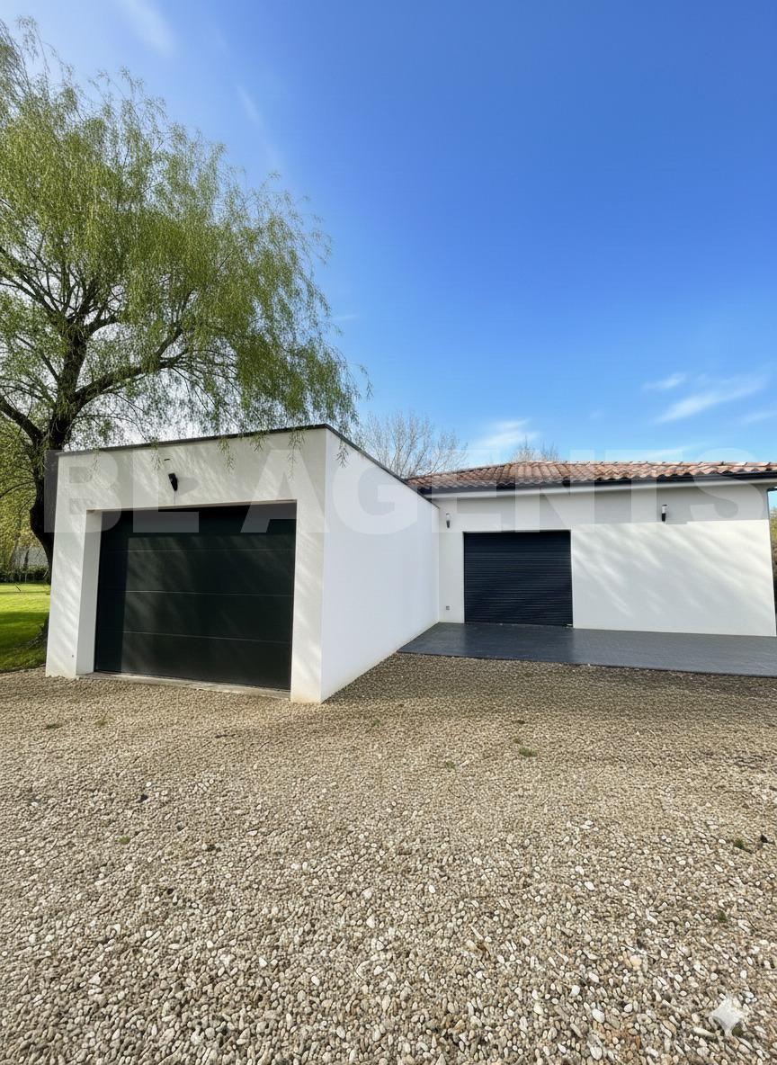 Maison contemporaine 4 Pièce(s) NEGREPELISSE - Photo 1