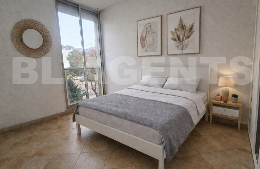 Appartement 4 Pièce(s) MARSEILLE 10EME ARR. - Photo 4