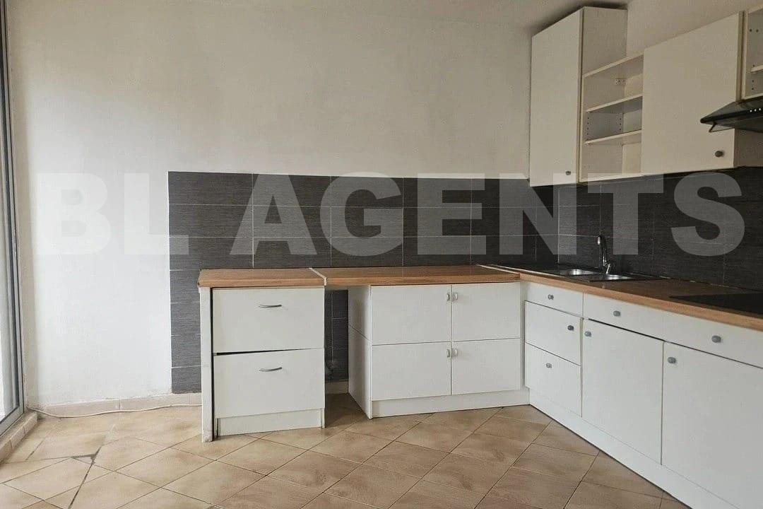 Appartement 4 Pièce(s) MARSEILLE 10EME ARR. - Photo 5