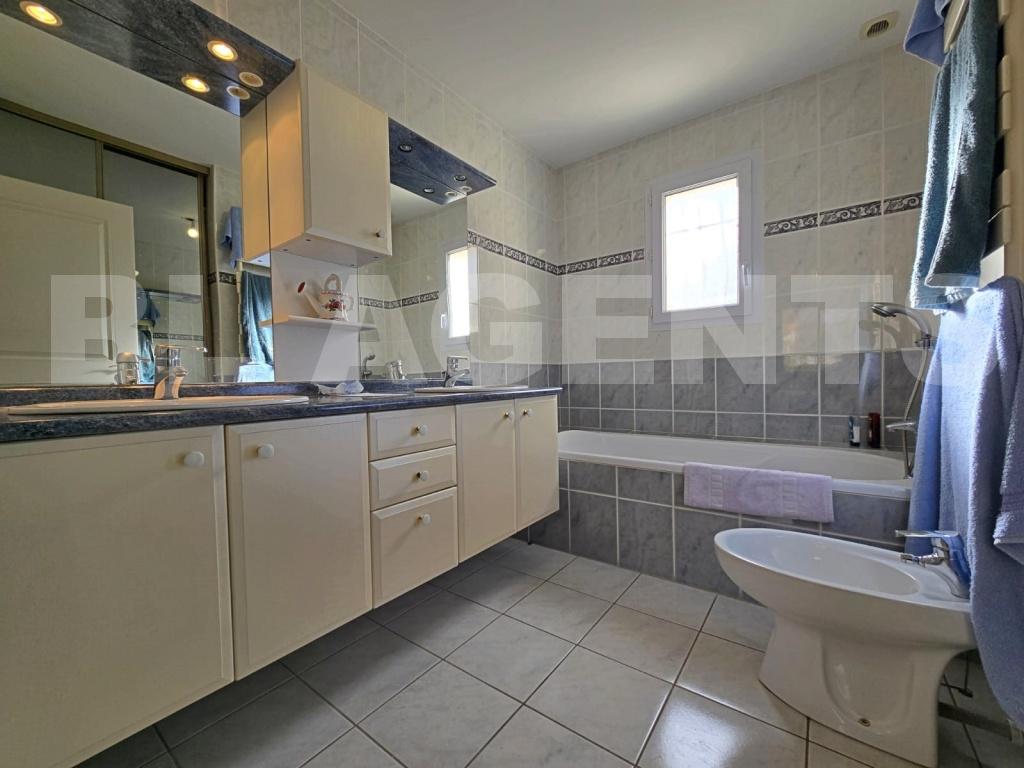 Maison 4 Pièce(s) SAINT-VINCENT-SUR-JARD - Photo 7