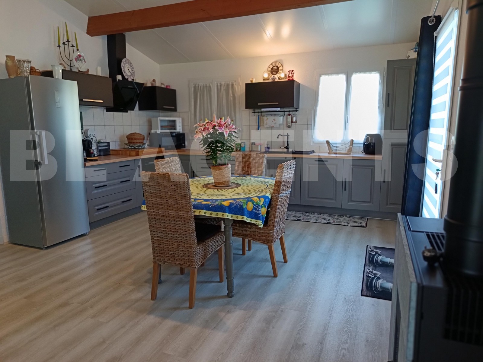 Maison 4 Pièce(s) BROSSAC - Photo 4