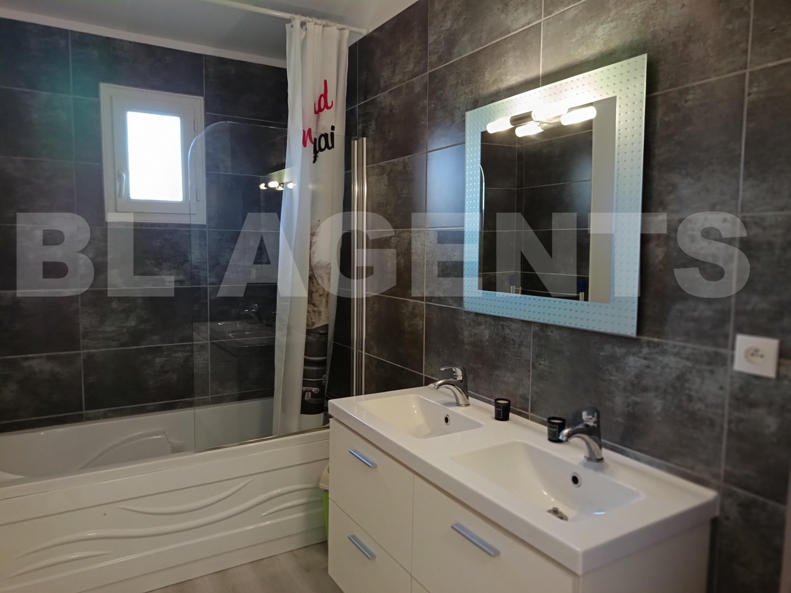 Maison 4 Pièce(s) BROSSAC - Photo 10