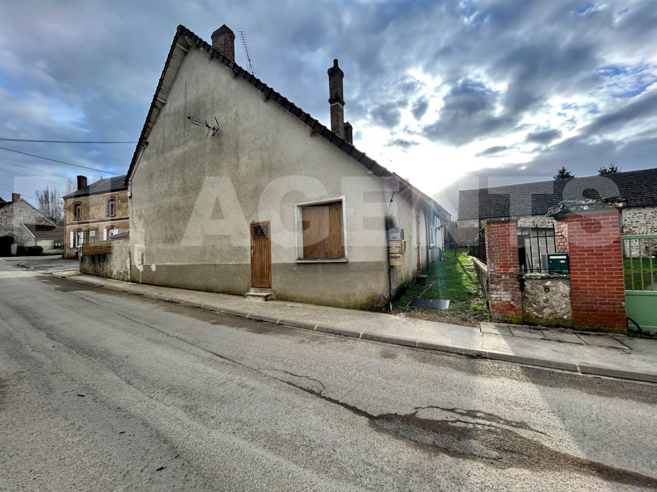 Immeuble  VILLENEUVE-LA-LIONNE - Photo 1