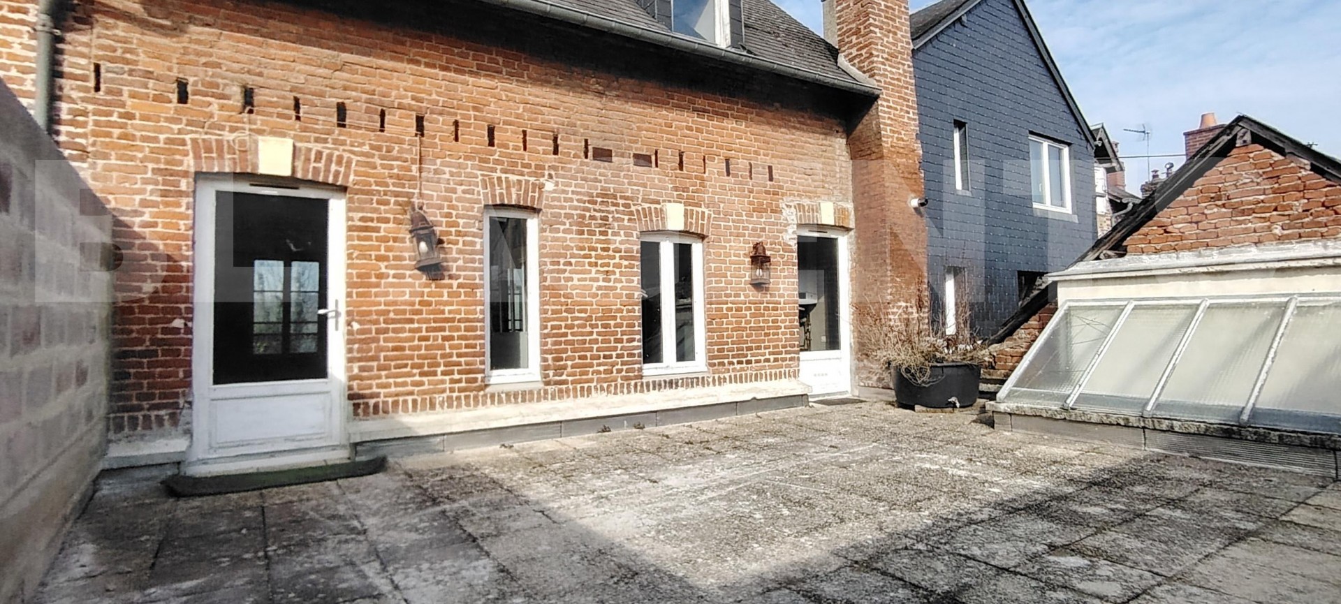 Immeuble  DOZULE - Photo 2