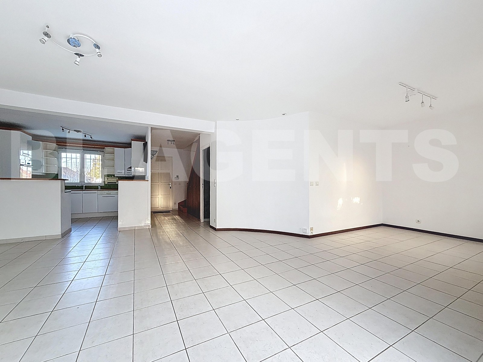 Maison 6 Pièce(s) MONTRY - Photo 3