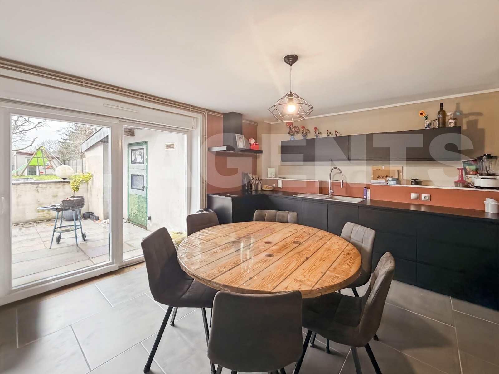 Maison 5 Pièce(s) ESCOMBRES-ET-LE-CHESNOIS - Photo 4