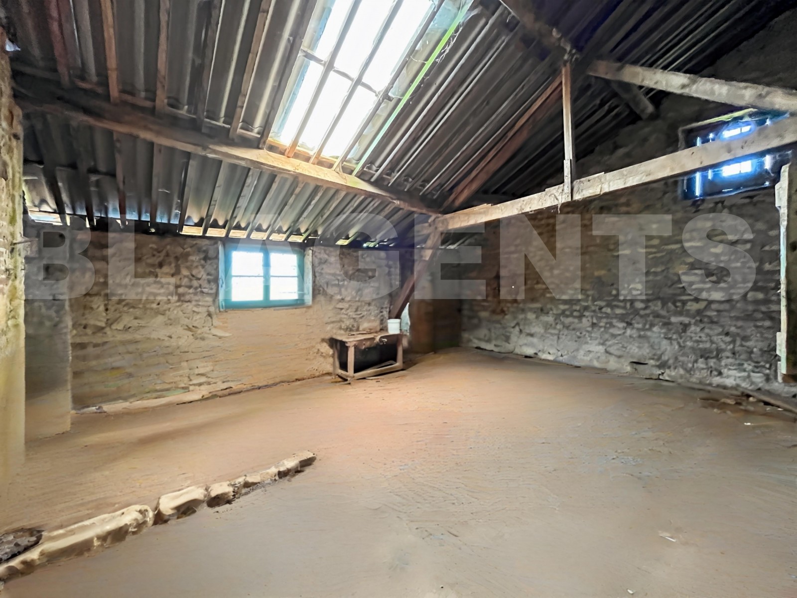 Maison 8 Pièce(s) SAINT-PIERRE-SUR-VENCE - Photo 9