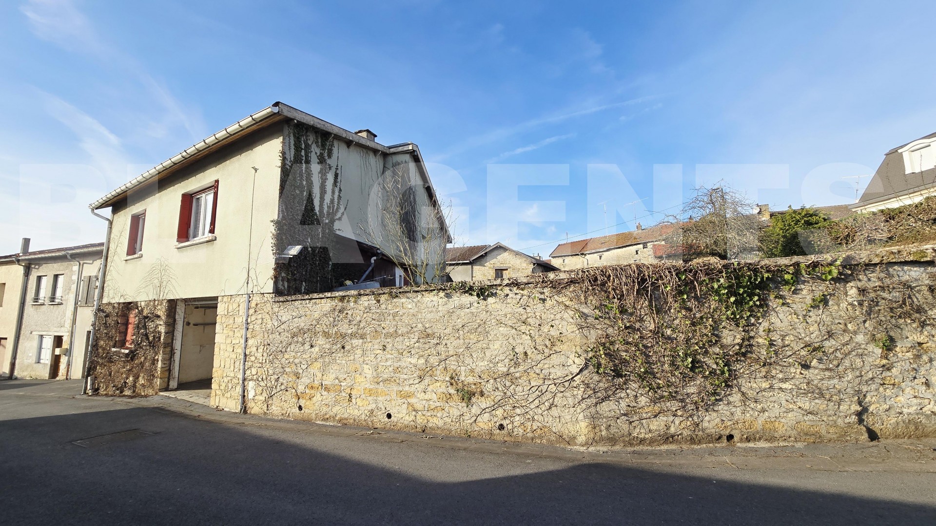 Maison 4 Pièce(s) STENAY - Photo 2