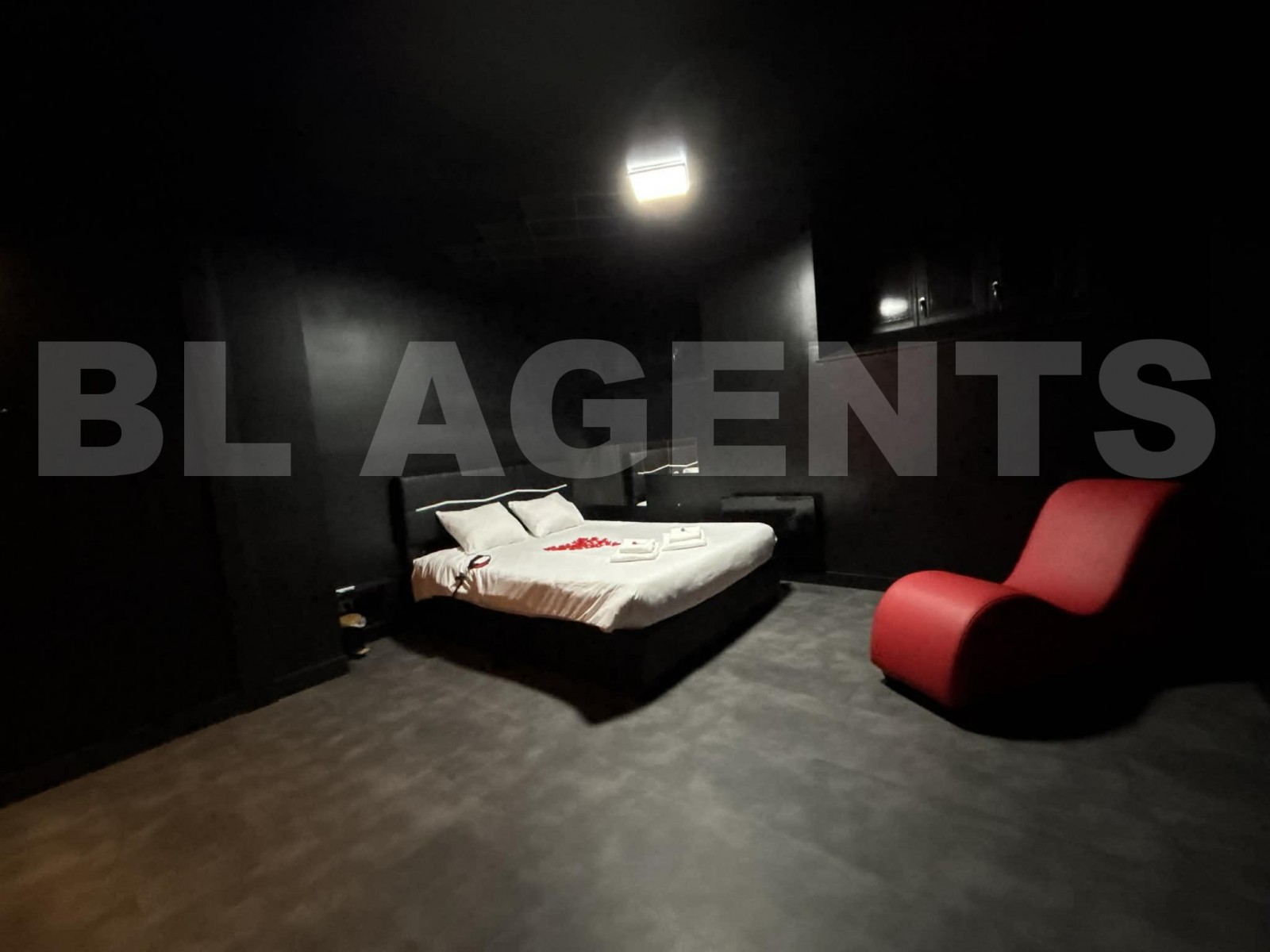 Appartement 2 Pièce(s) SEDAN - Photo 2