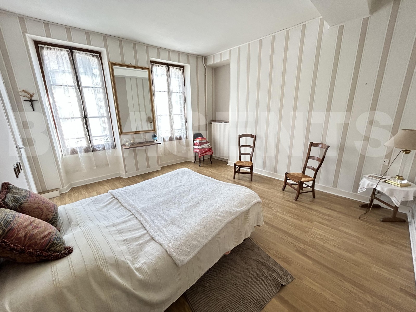 Maison 8 Pièce(s) BRIENON-SUR-ARMANCON - Photo 13