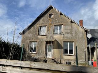Maison ancienne 9 Pièce(s) SAINT-LAURENT-EN-GATINES - Photo 1