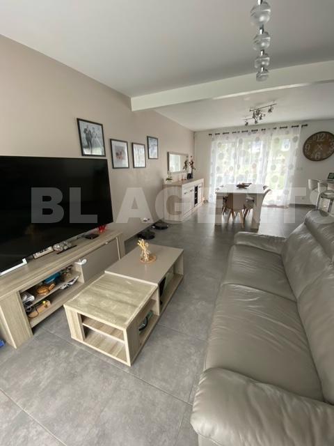 Maison 5 Pièce(s) SAINT-SYMPHORIEN-LE-CHATEAU - Photo 4