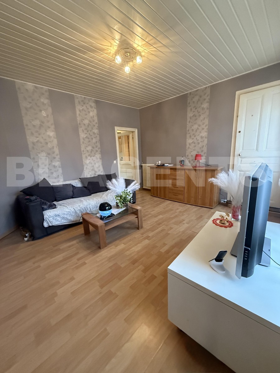Maison 7 Pièce(s) QUINCY-VOISINS - Photo 2