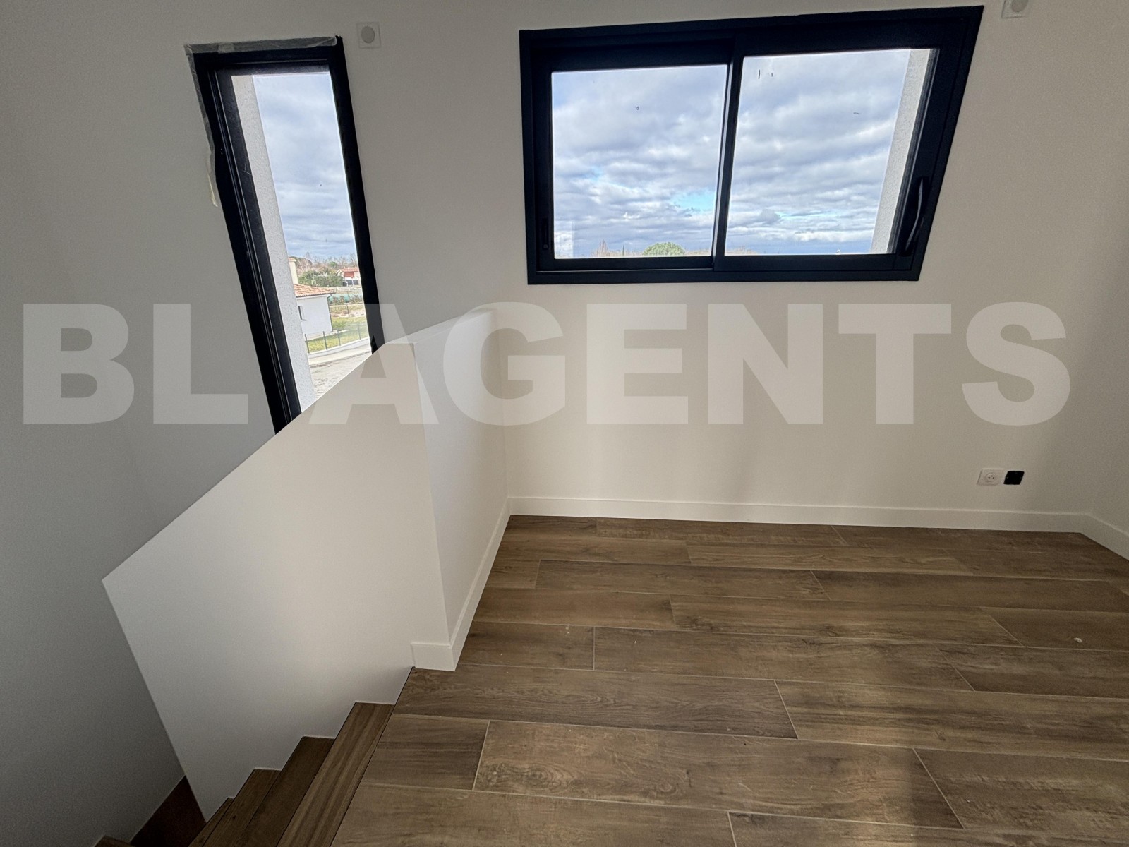 Maison contemporaine 5 Pièce(s) MONTBETON - Photo 7