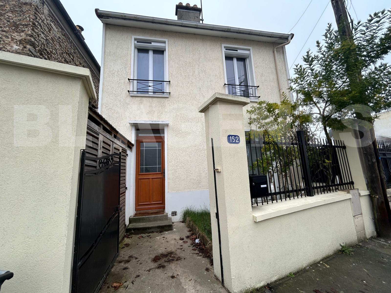 Maison 6 Pièce(s) IVRY-SUR-SEINE - Photo 1