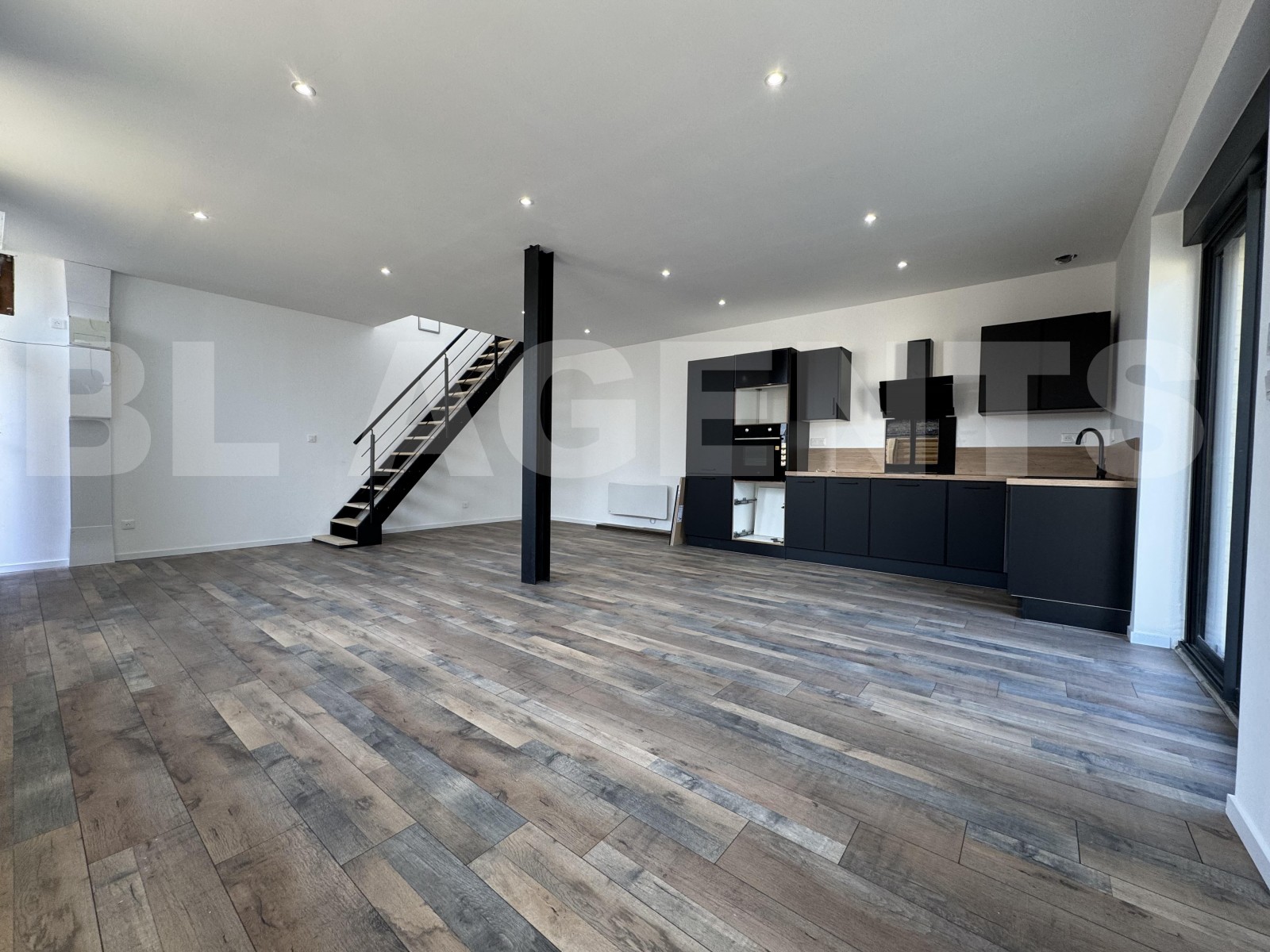 Maison 5 Pièce(s) NEUVILLE-LES-DIEPPE - Photo 2