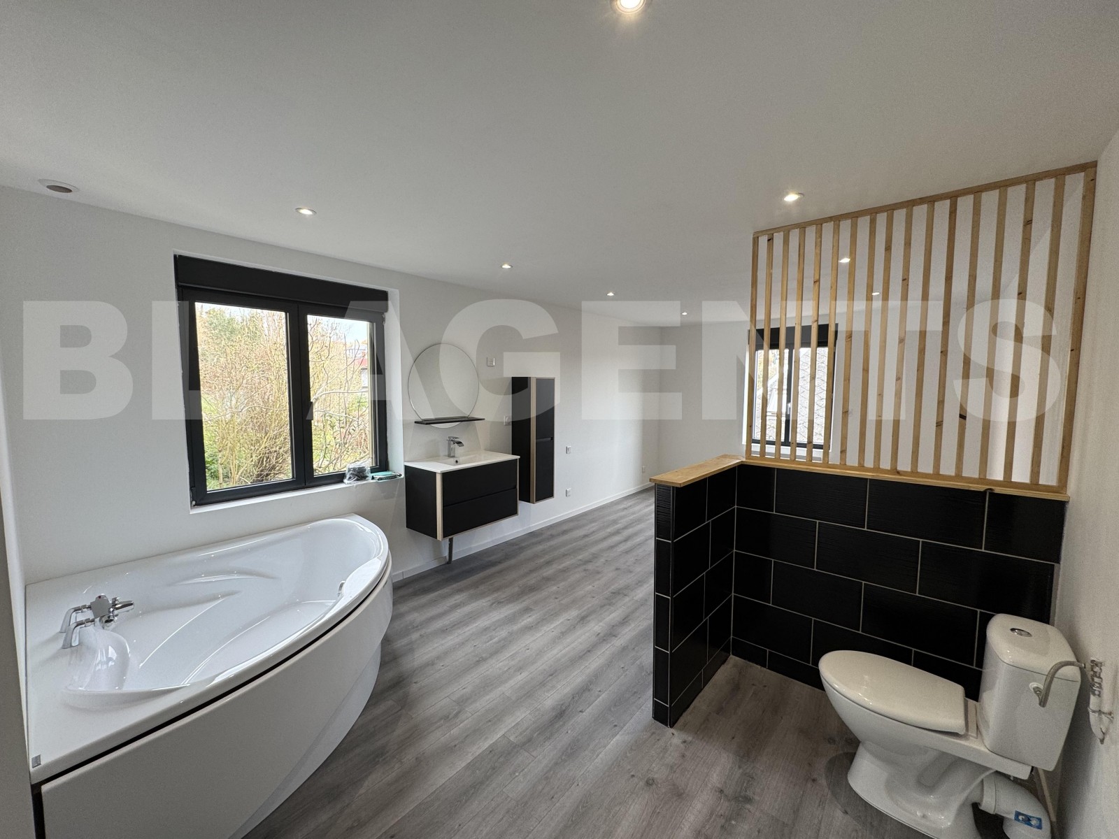 Maison 5 Pièce(s) NEUVILLE-LES-DIEPPE - Photo 5