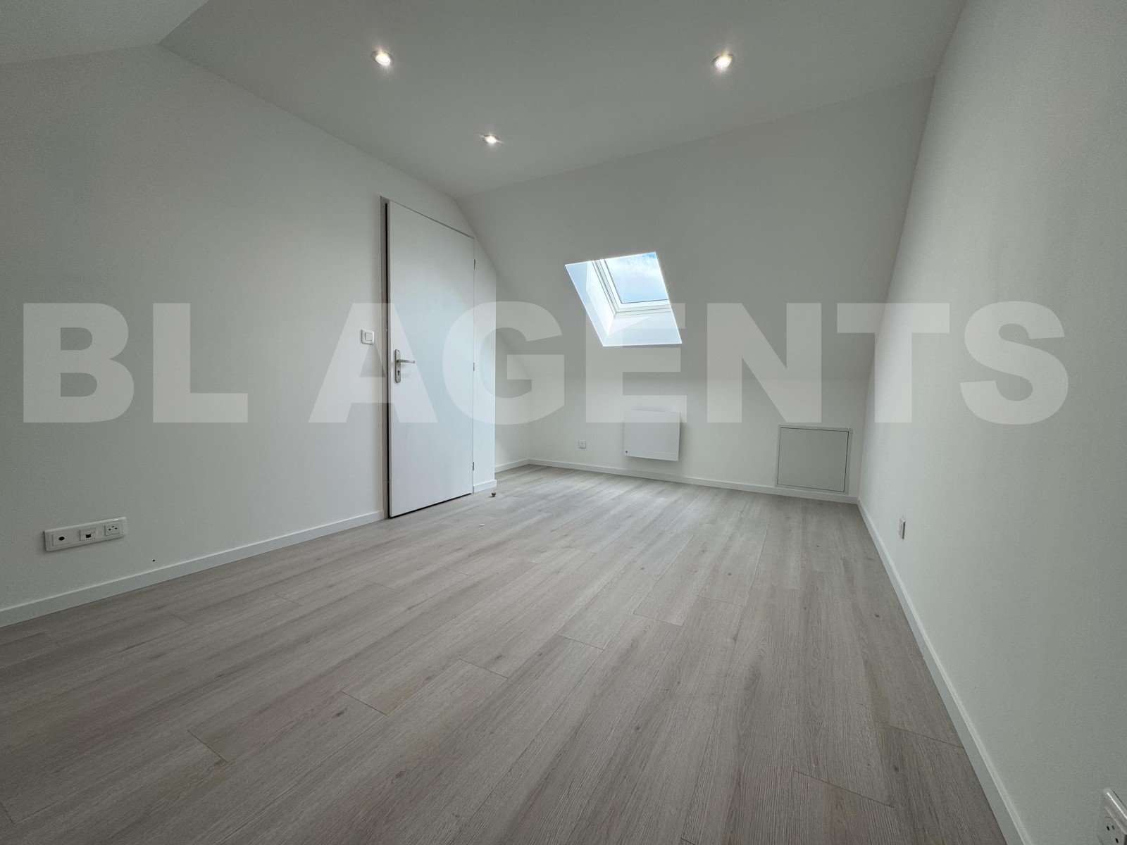 Maison 5 Pièce(s) NEUVILLE-LES-DIEPPE - Photo 7