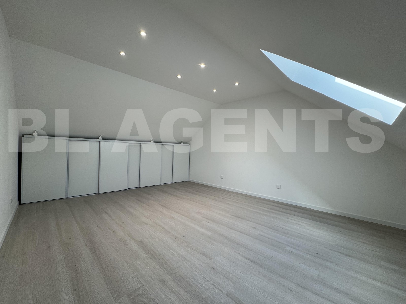 Maison 5 Pièce(s) NEUVILLE-LES-DIEPPE - Photo 8