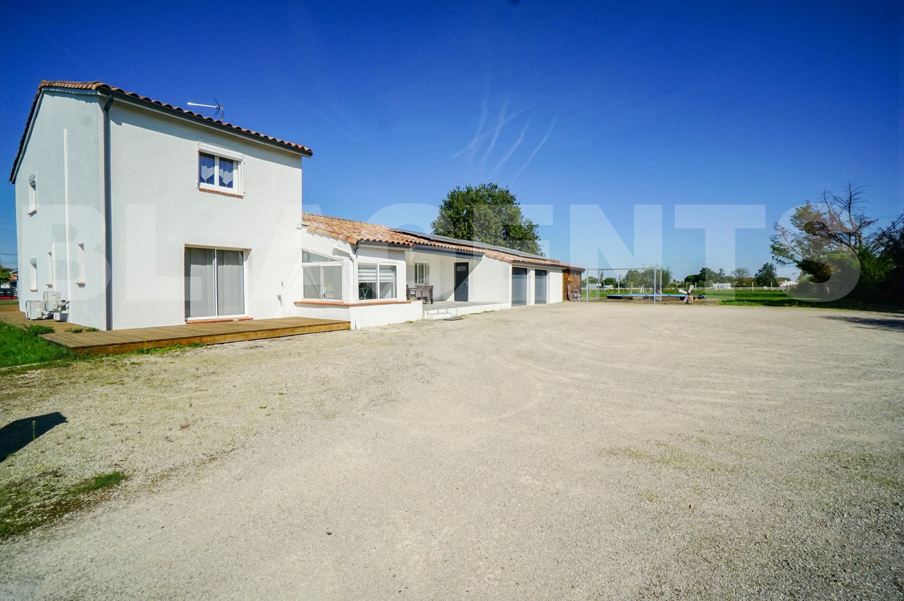 Villa 7 Pièce(s) LEVIGNAC - Photo 25