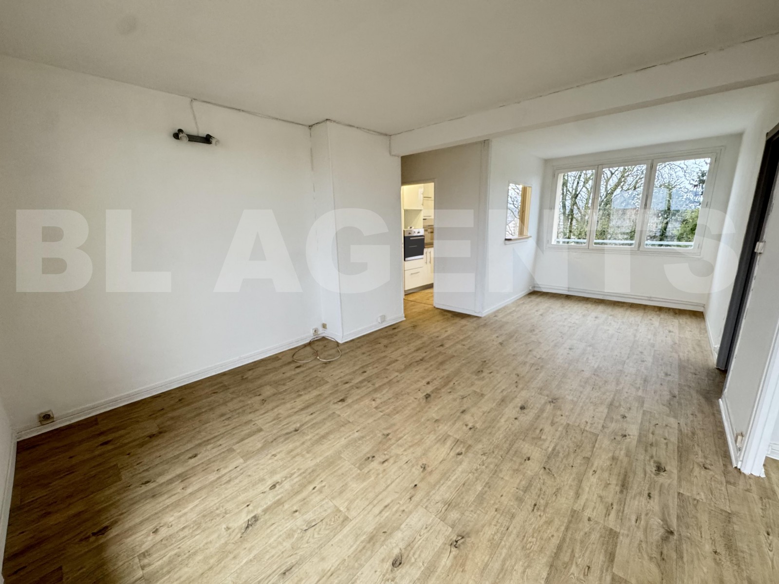 Appartement 5 Pièce(s) VILLERS-COTTERETS - Photo 2