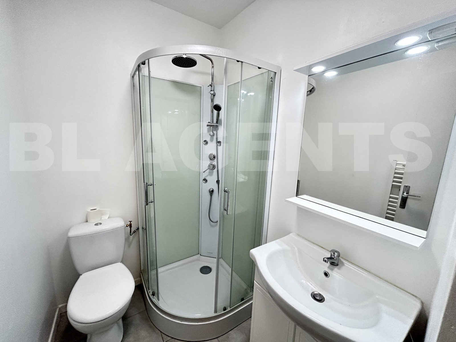 Appartement 3 Pièce(s) COSNE-COURS-SUR-LOIRE - Photo 2