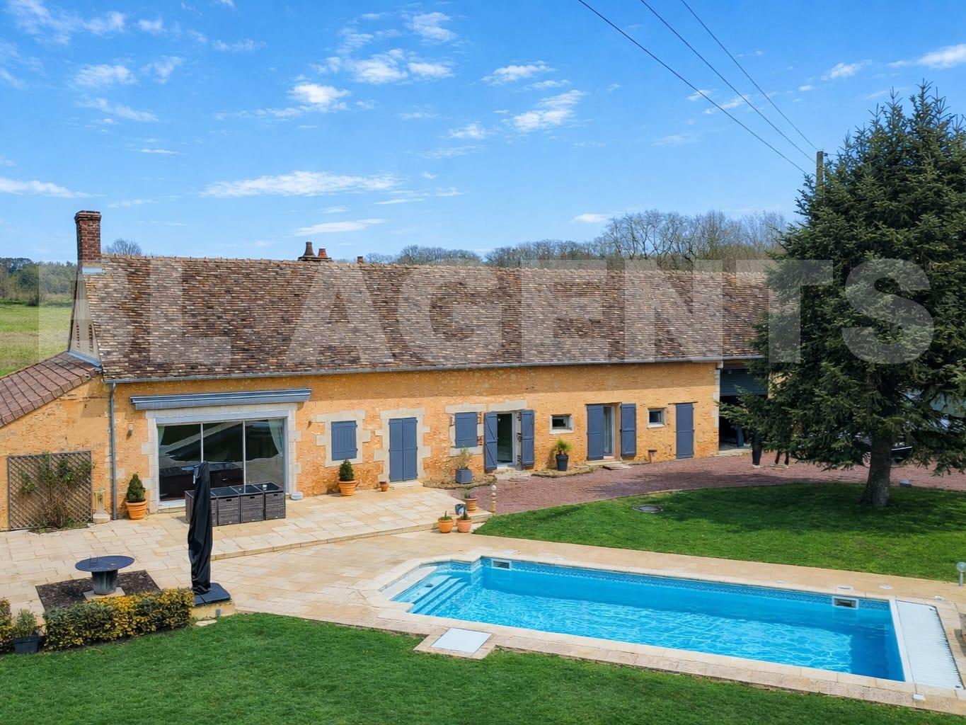 Maison en pierre 6 Pièce(s) MARIGNE-LAILLE - Photo 2