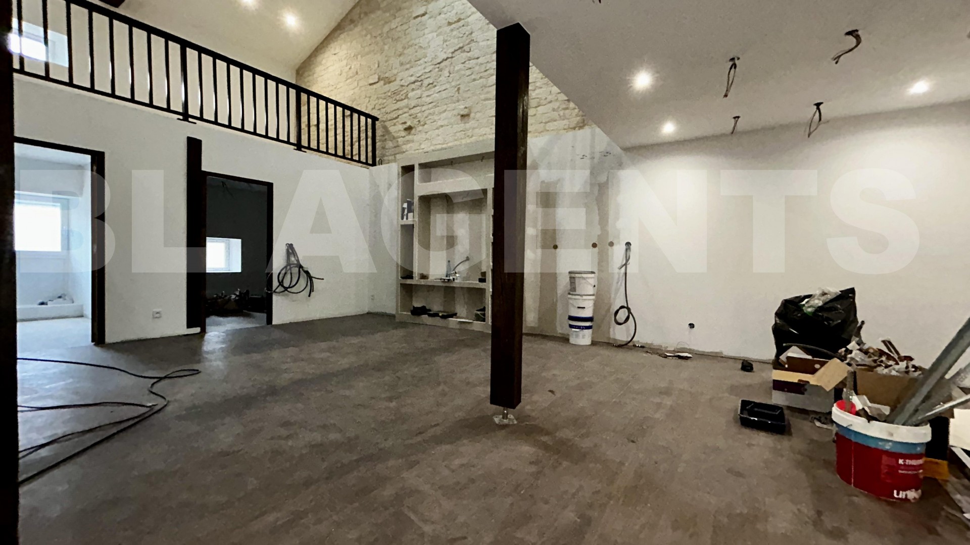 Immeuble  CHEVILLON - Photo 5