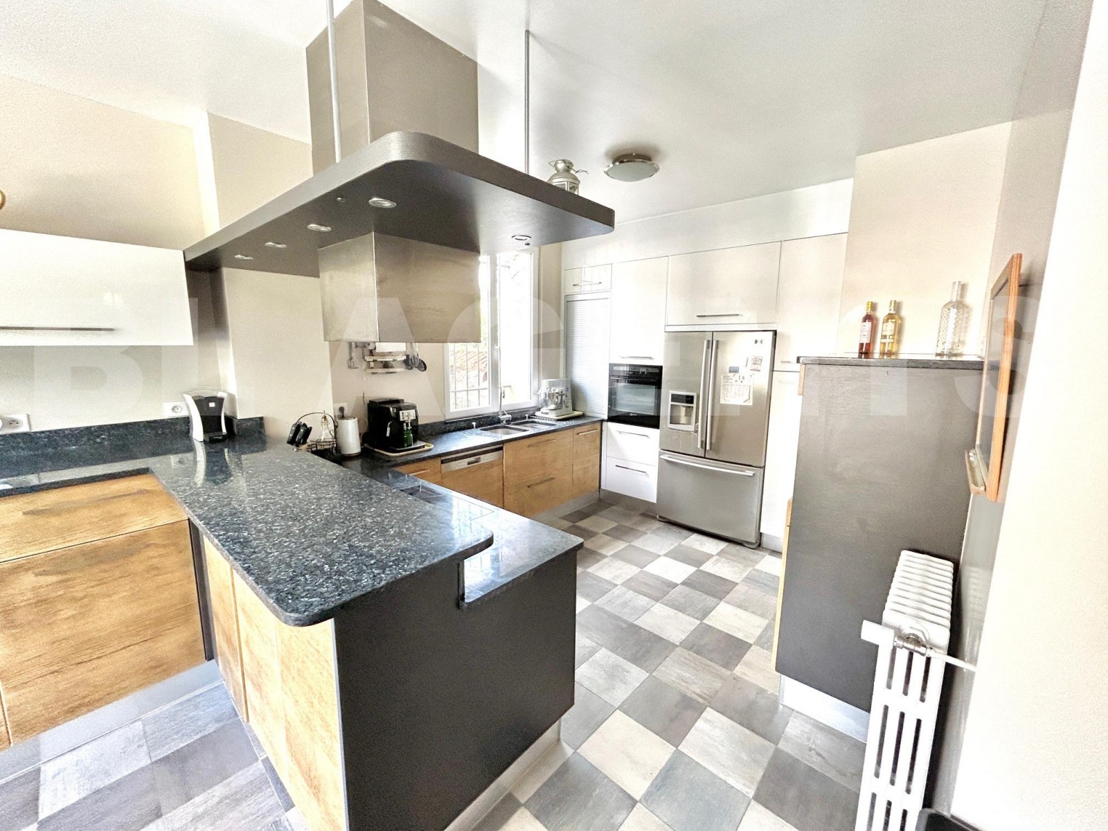 Maison 8 Pièce(s) LES ESSARTS-LE-ROI - Photo 7
