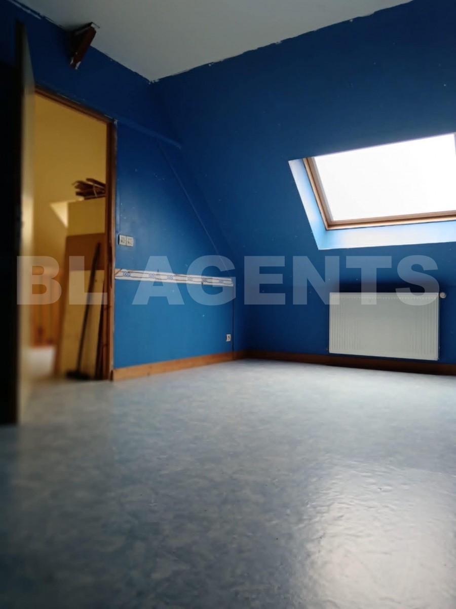 Maison 5 Pièce(s) SAINT-CARADEC - Photo 4