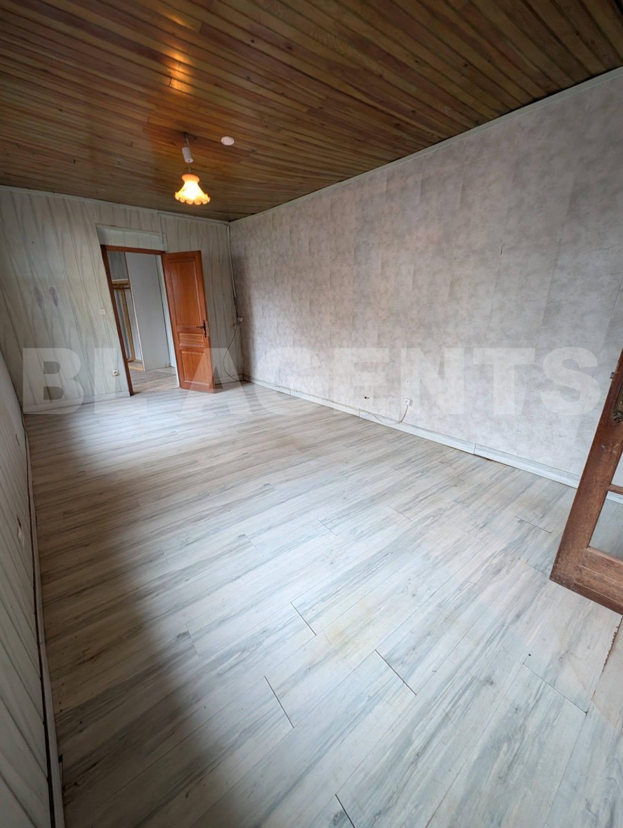 Maison 8 Pièce(s) LAFRESGUIMONT-SAINT-MARTIN - Photo 2