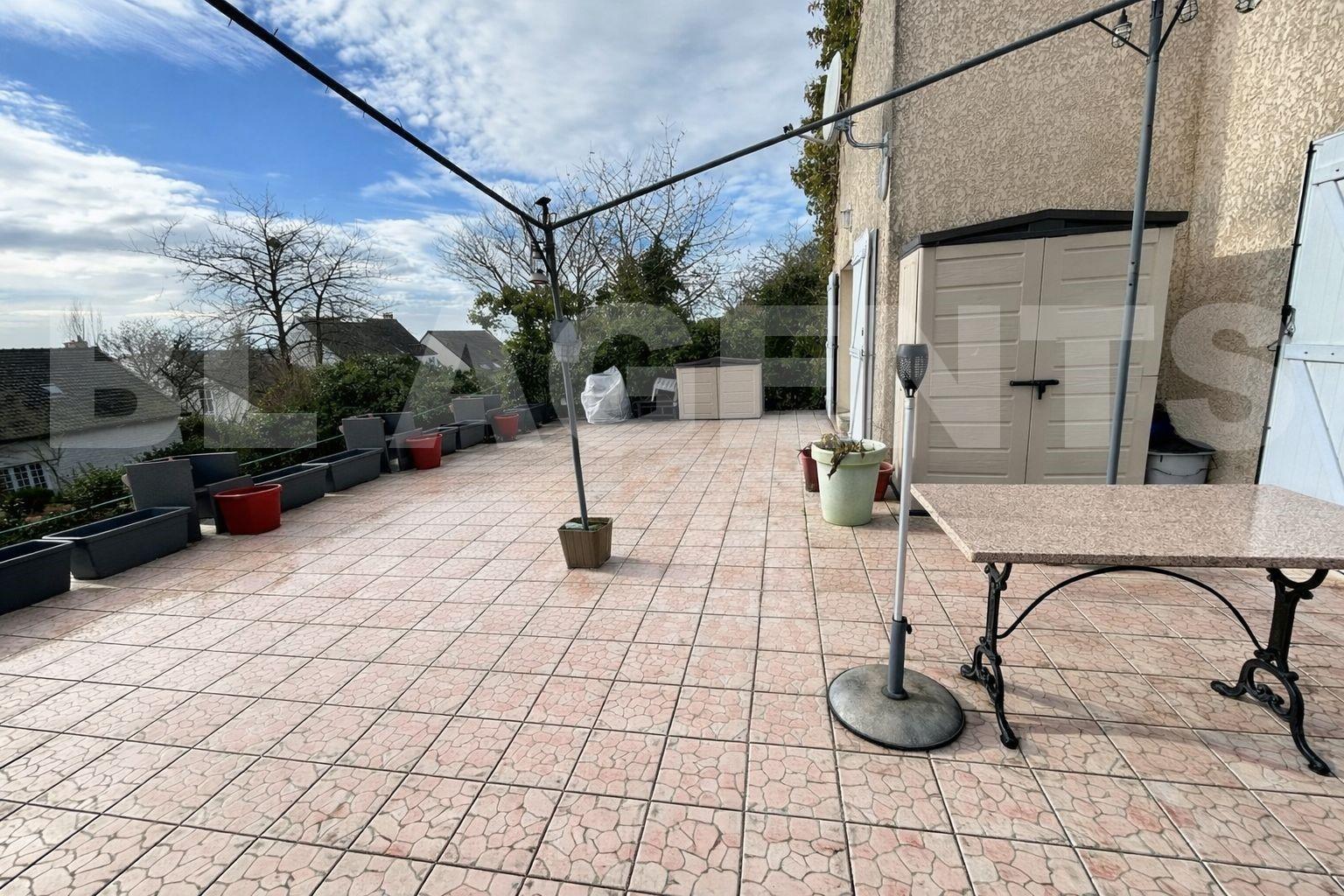 Maison 7 Pièce(s) THORIGNY-SUR-MARNE - Photo 6