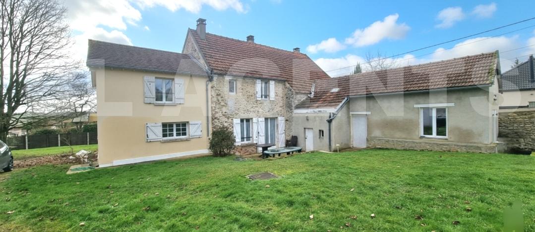 Maison 7 Pièce(s) BOISSY-LE-CHATEL - Photo 1