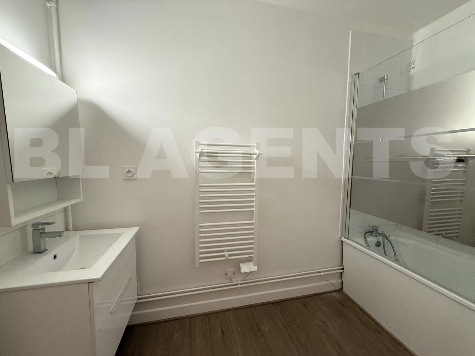Appartement 3 Pièce(s) SEDAN - Photo 4