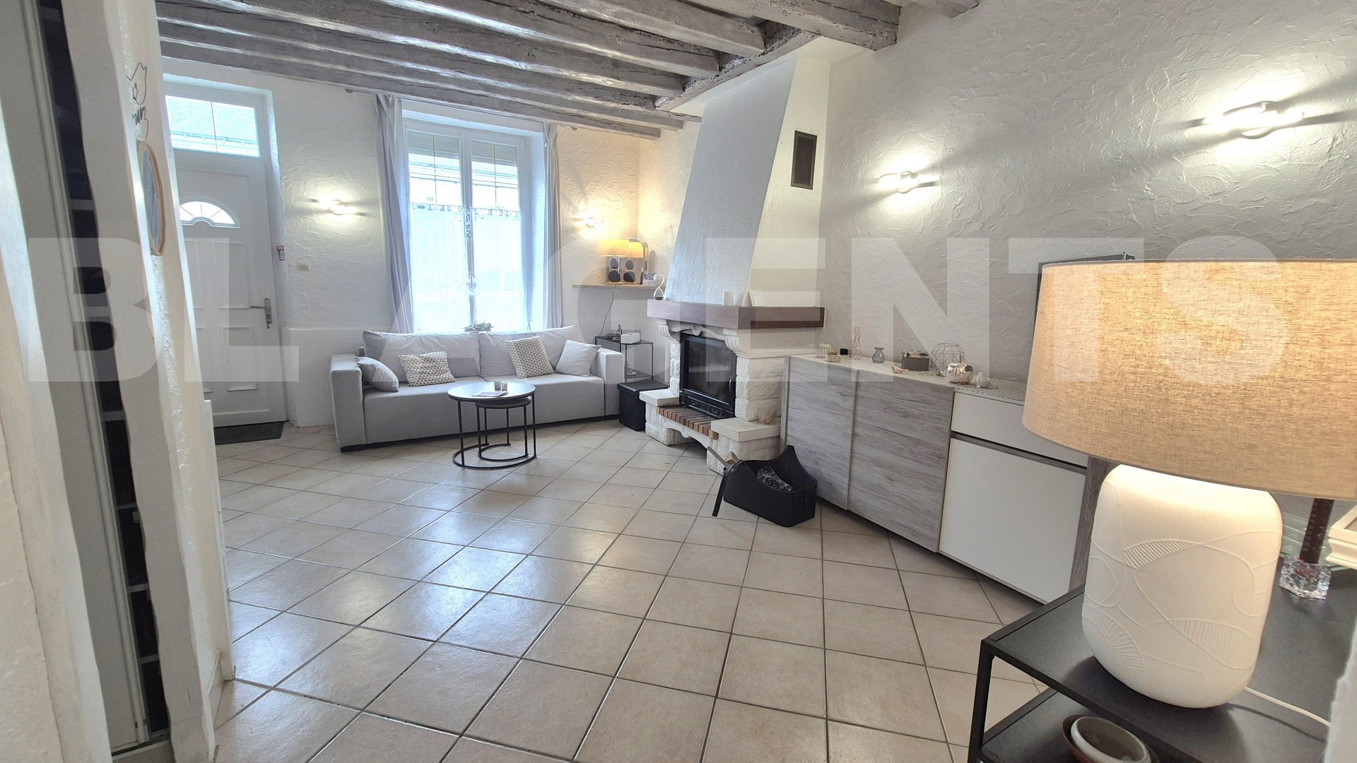 Maison de ville 6 Pièce(s) YVRE-LE-POLIN - Photo 4