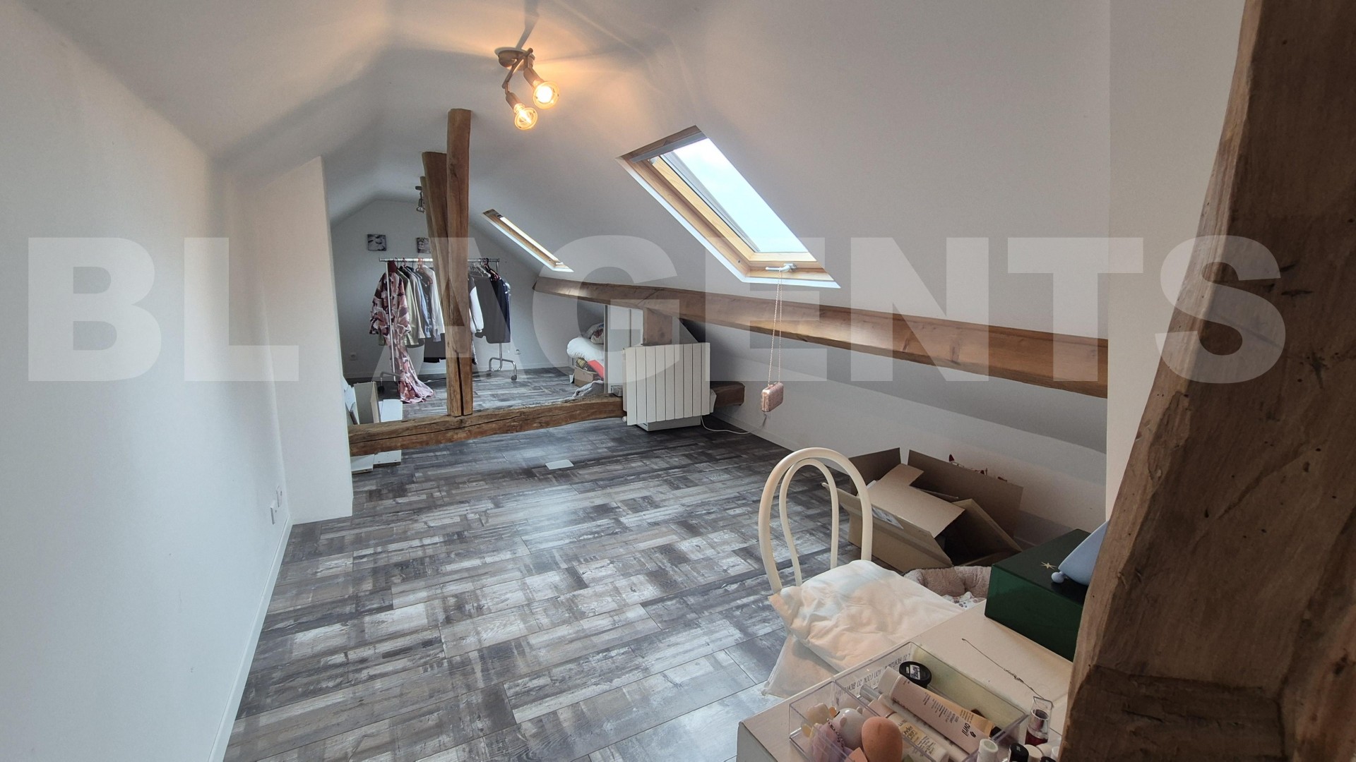 Maison de ville 6 Pièce(s) YVRE-LE-POLIN - Photo 8