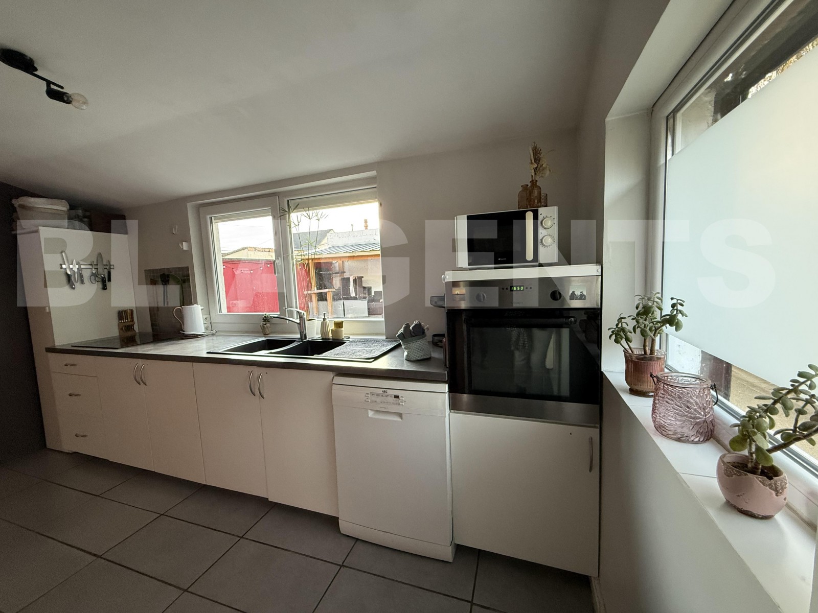 Maison 5 Pièce(s) SAINGHIN-EN-WEPPES - Photo 2