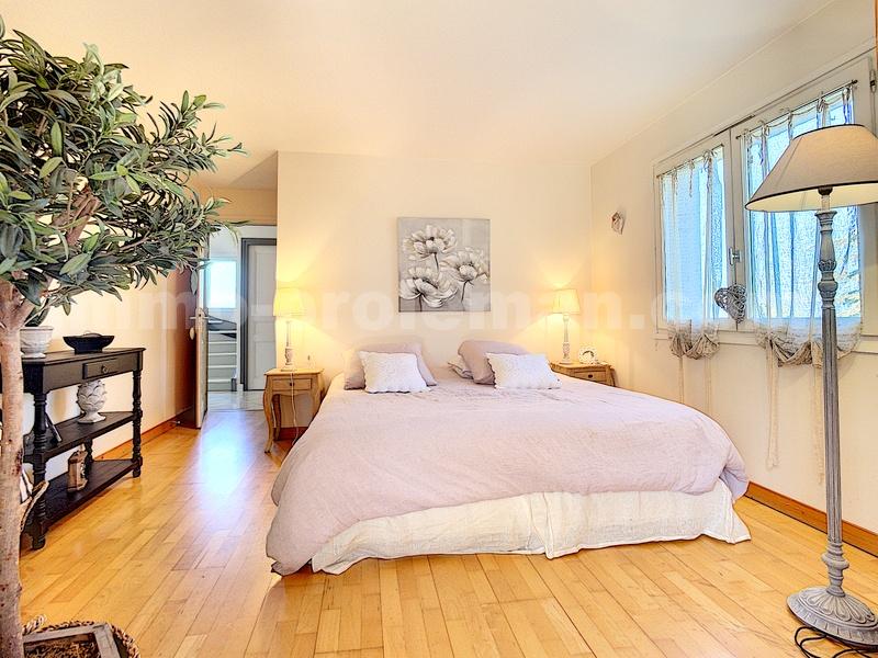 Maison 8 Pièce(s) SAINT-CERGUES - Photo 15