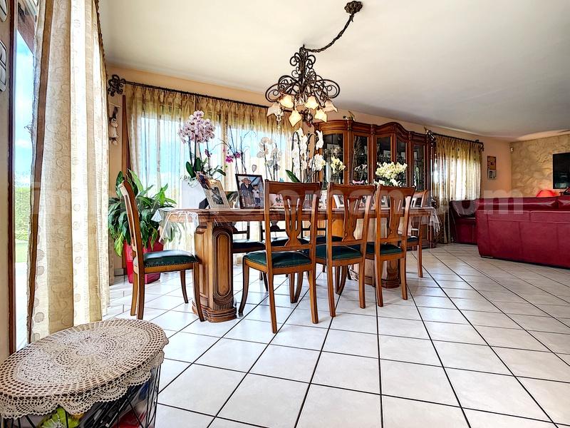 Maison 6 Pièce(s) SAINT-CERGUES - Photo 4
