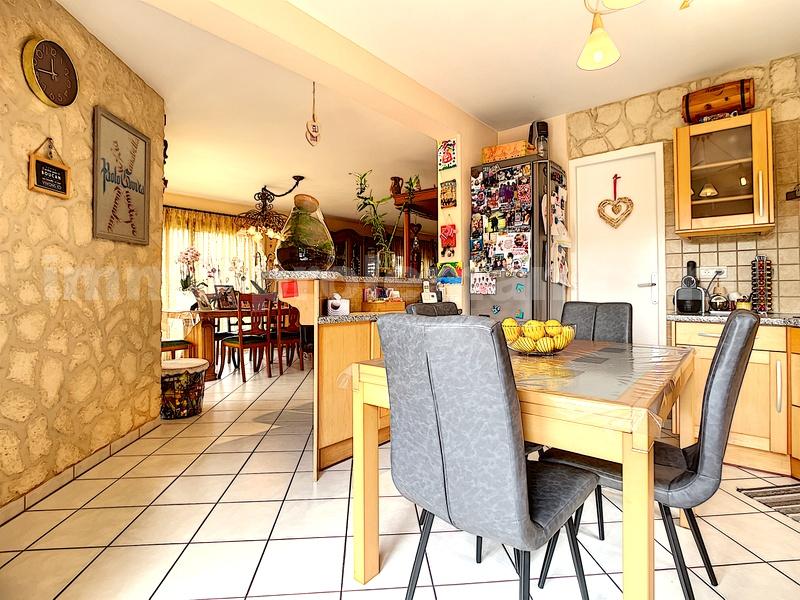 Maison 6 Pièce(s) SAINT-CERGUES - Photo 11