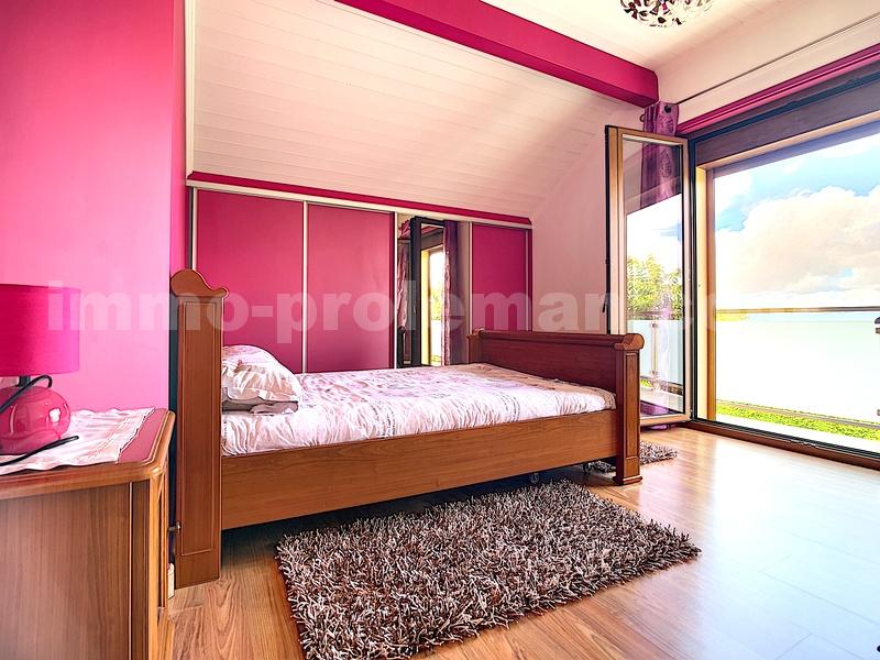 Maison 6 Pièce(s) SAINT-CERGUES - Photo 17