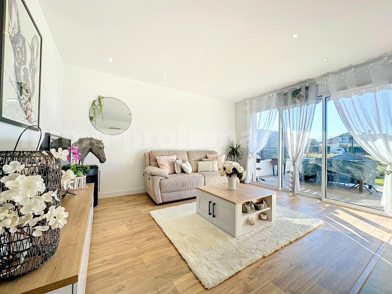 House 5 Rooms ARTHAZ-PONT-NOTRE-DAME - Photo 4