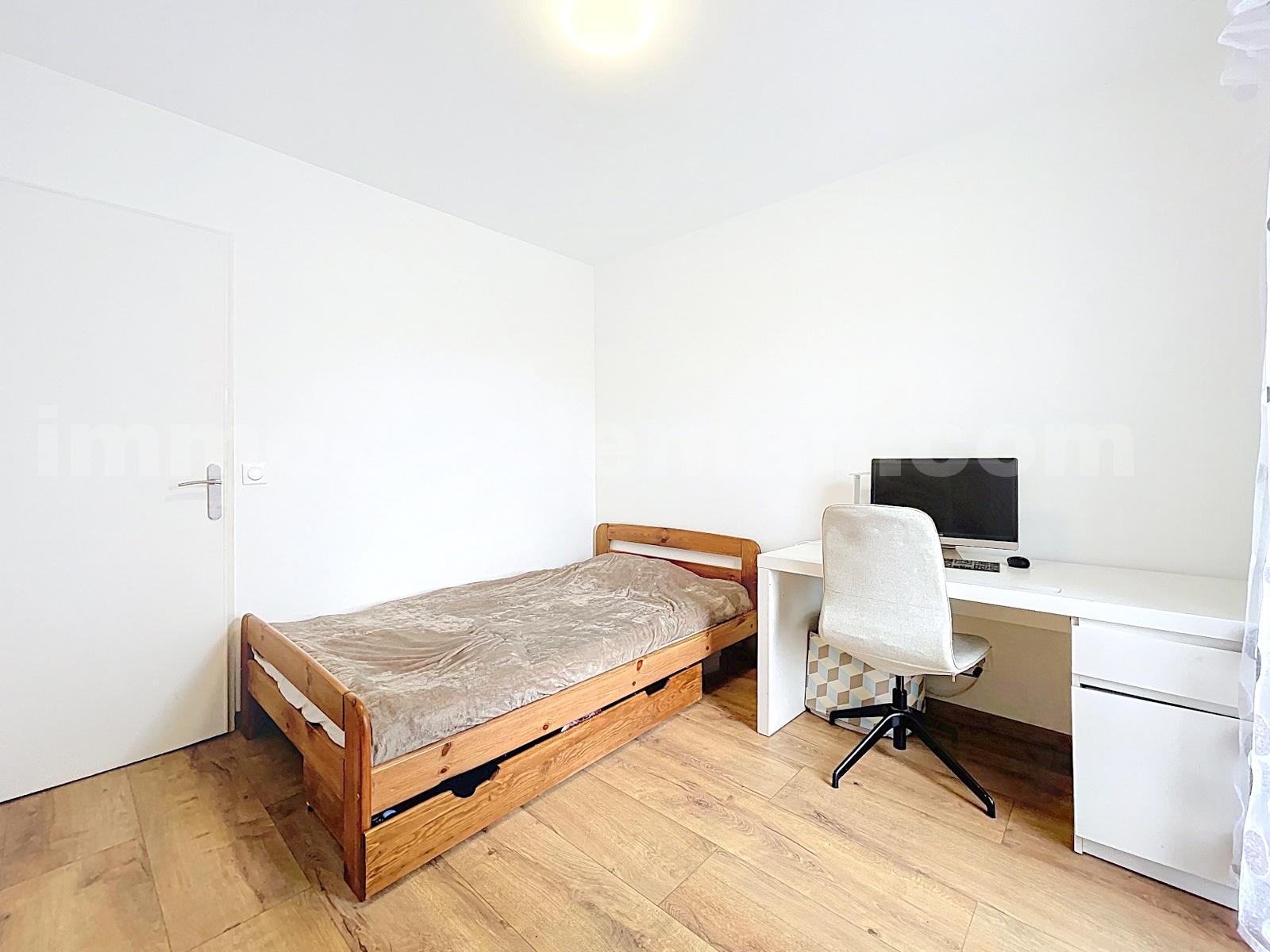 Appartement 4 Pièce(s) ETREMBIERES - Photo 13