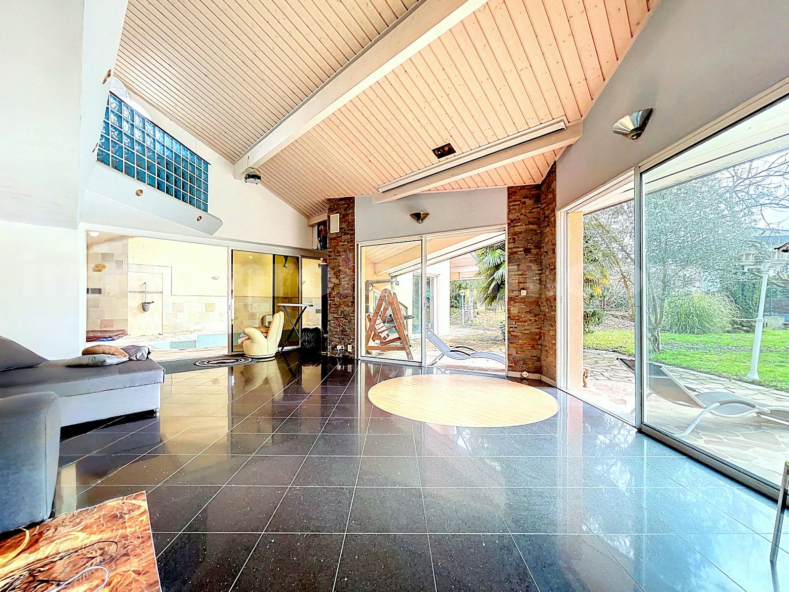 House 15 Rooms VEIGY-FONCENEX - Photo 2