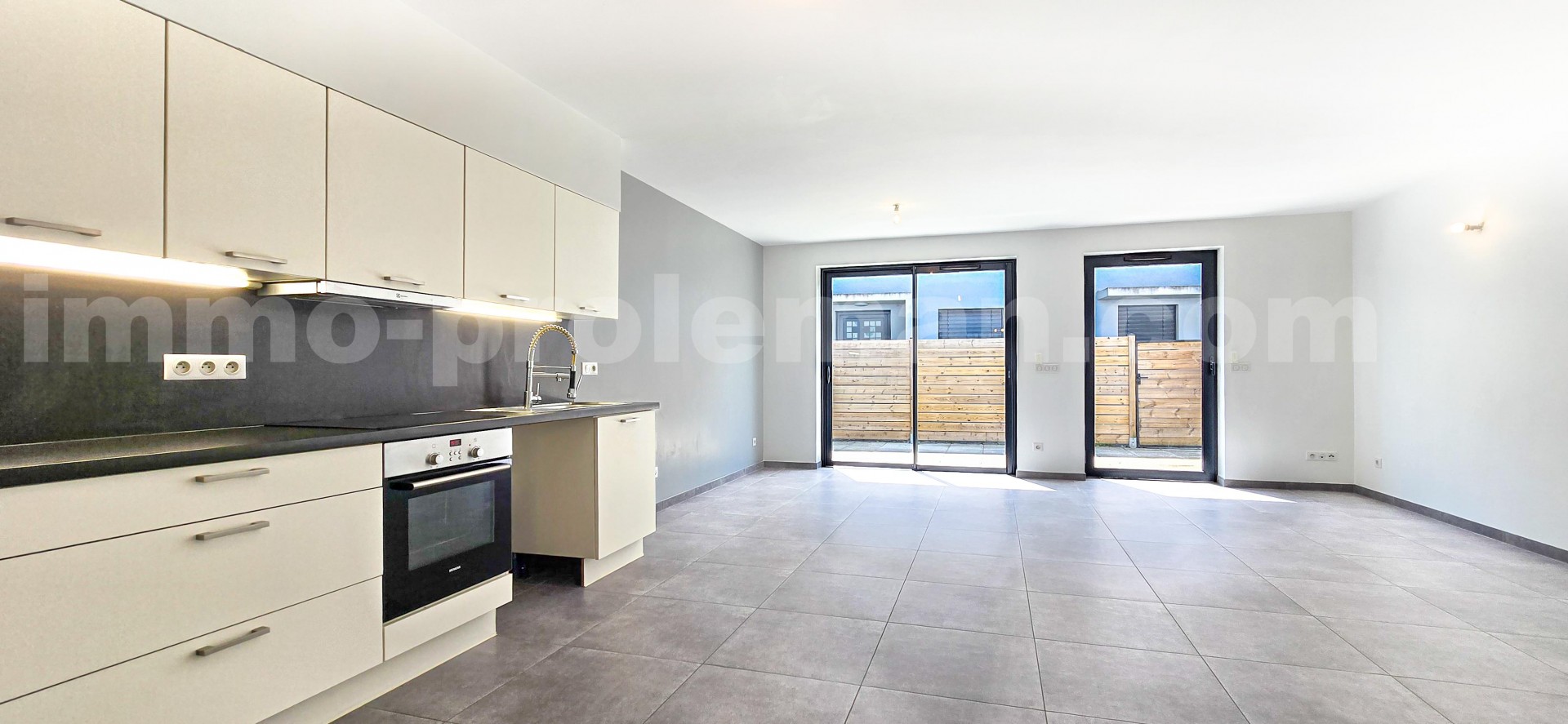 Apartment 5 Rooms CRUSEILLES - Photo 2