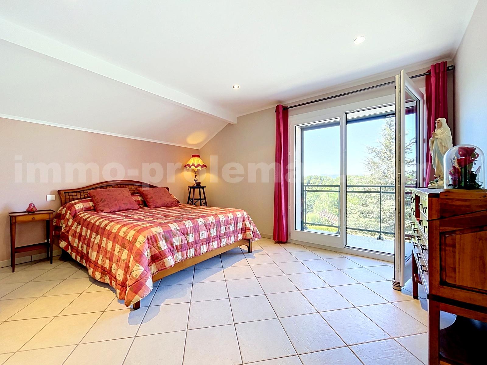 House 5 Rooms CRANVES-SALES - Photo 13