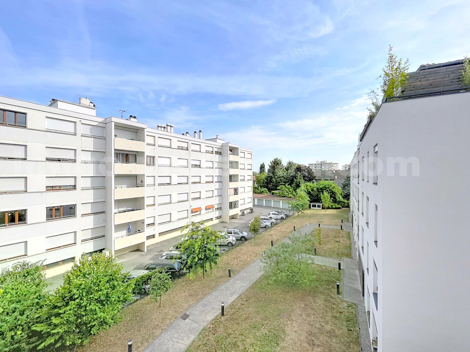 Studio 1 Pièce(s) ANNEMASSE - Photo 11